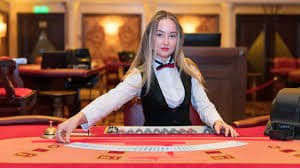 Side-by-side comparison of poker88 slot on Android and iOS devices